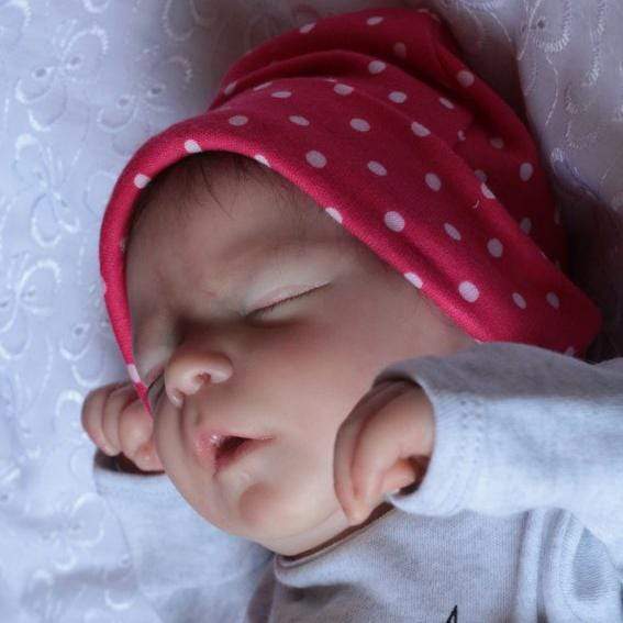 Lifelike 17.5” Zaylee Reborn Baby Doll Boy