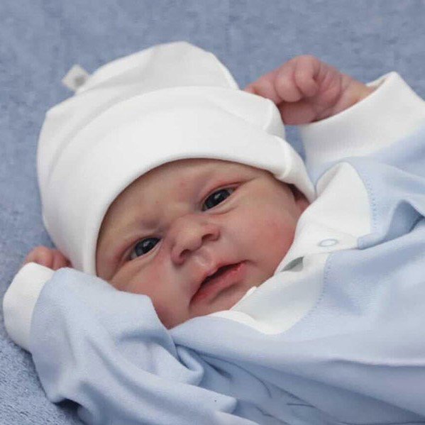 17.5″ Reborn Doll Elijah,Awake Looking Lifelike Lovely Newborn Baby Boy Doll Set, Can Be Held In The Arms